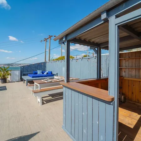 Dreamview Nest | By Airnest * Trafaria