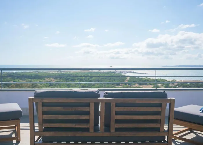 Dreamview Nest | By Airnest Affittacamere