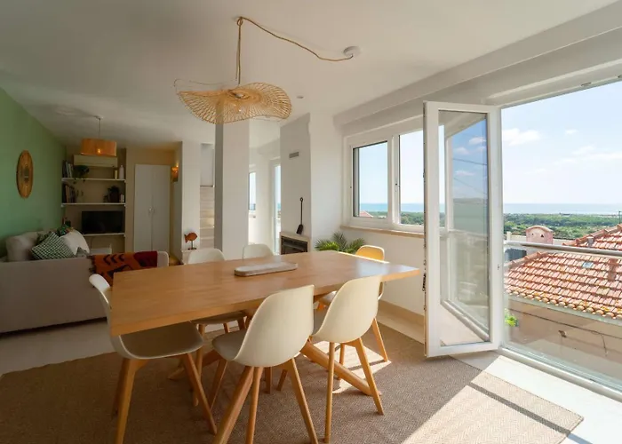 Dreamview Nest | By Airnest Trafaria